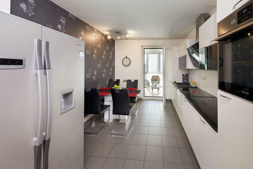 Twin Tower Privatunterkunft Wien